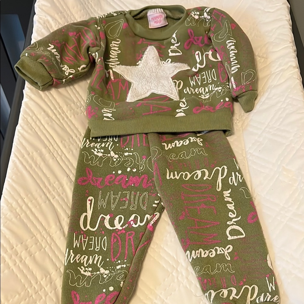 Kids Green sweats with Star Design